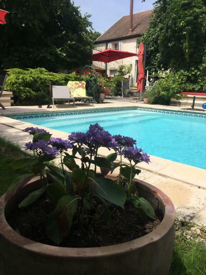 Chambres D Hotes Chez Francoise Et Michel Piscine 4 Chambres 8 Lits Chaumes-en-Brie Экстерьер фото