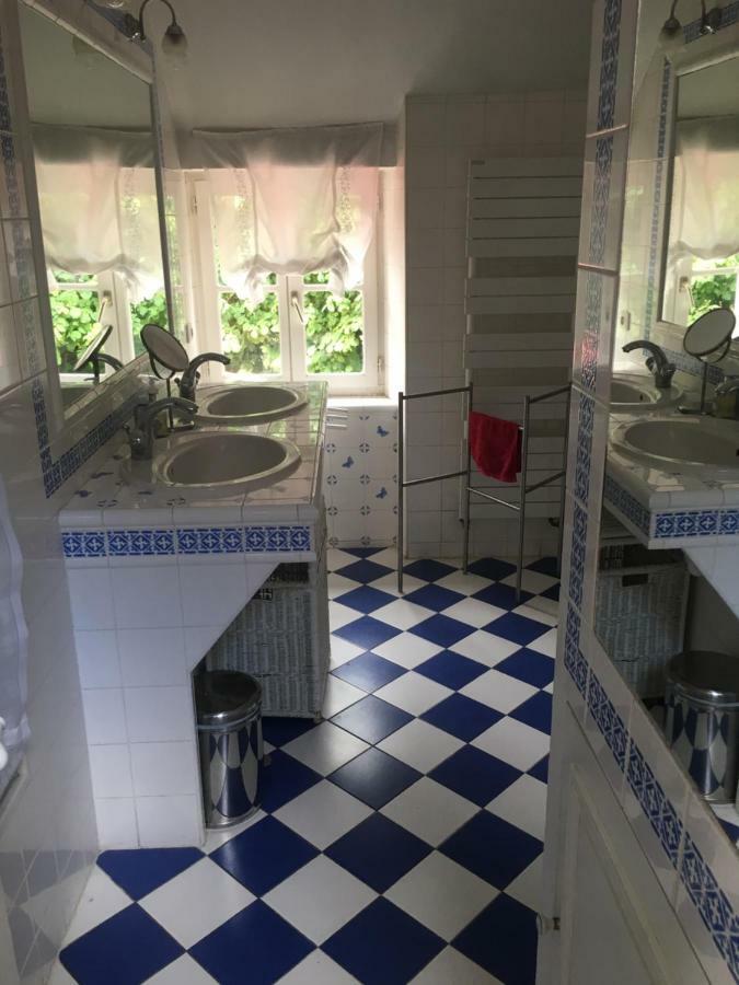 Chambres D Hotes Chez Francoise Et Michel Piscine 4 Chambres 8 Lits Chaumes-en-Brie Экстерьер фото